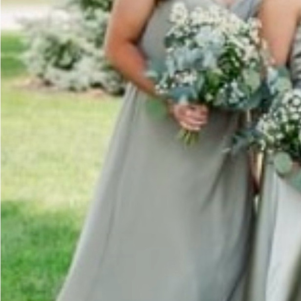 Elegant Gray Sleeveless Dress
